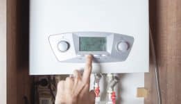 Qual é o sistema de aquecimento de água mais econômico?